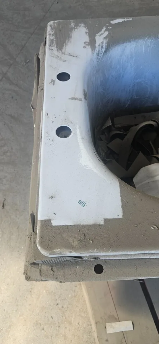 Steel Baths to clear - Image 3
