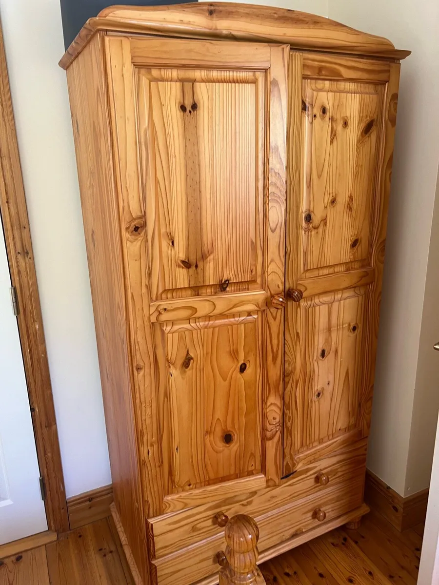 Bedroom furniture - Image 3