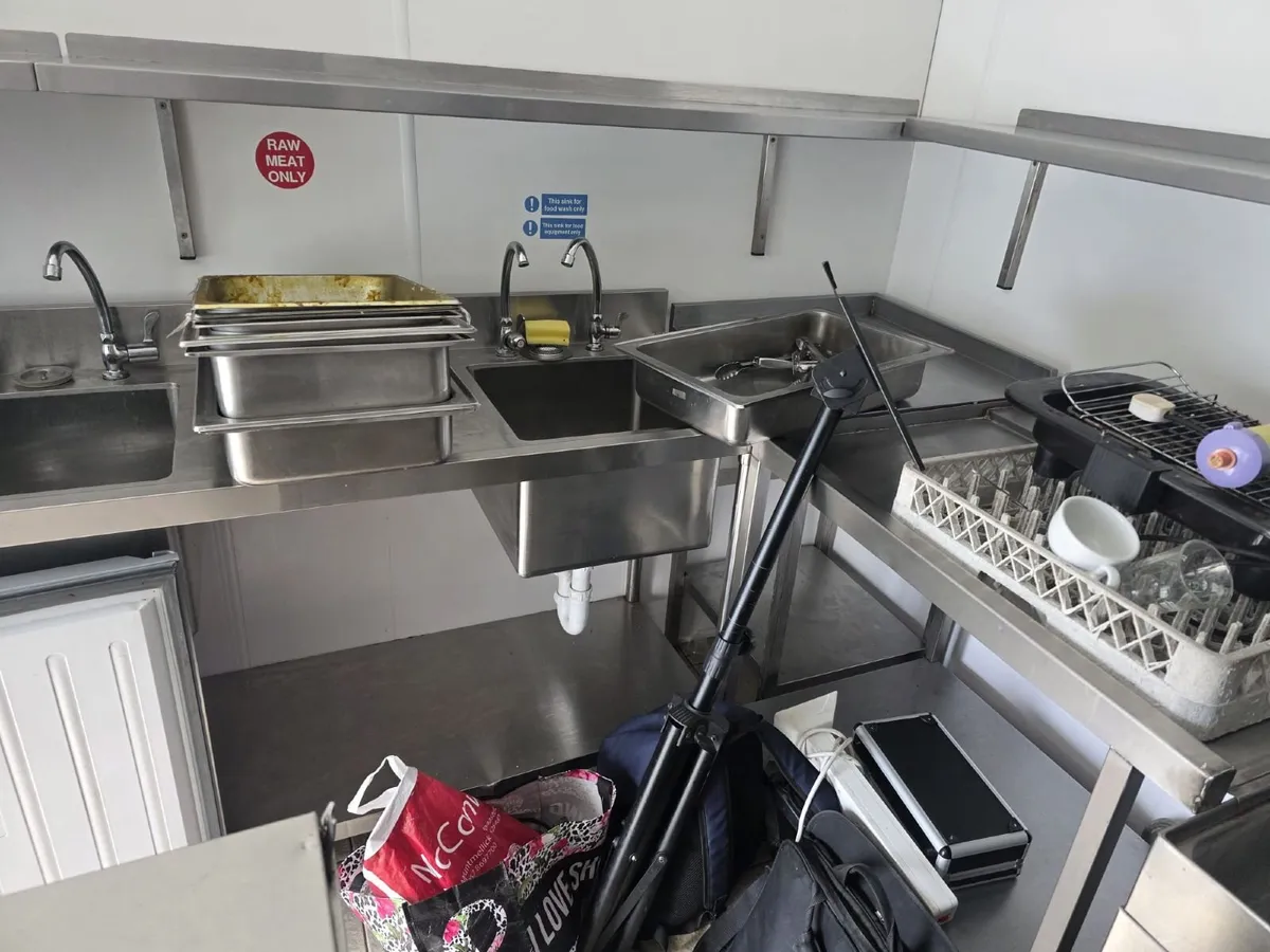 Industrial Kitchen Contents - Image 4