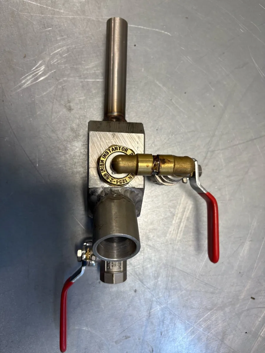 Cavity Wall Insulation Filling Guns - Image 3