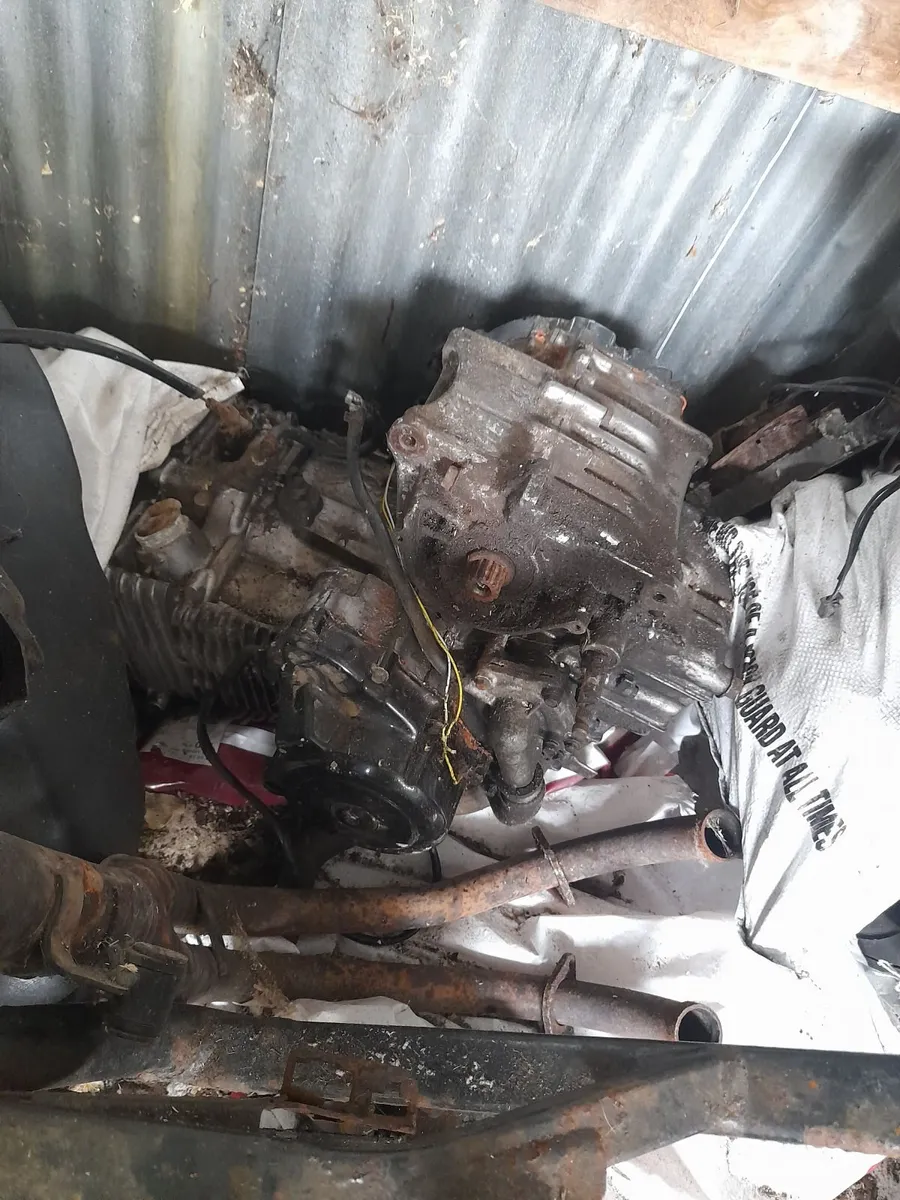 Honda cbr 500 parts - Image 2