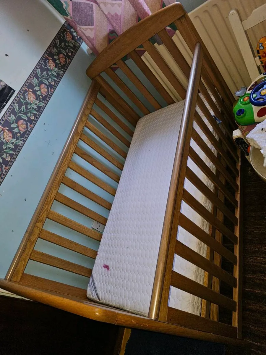 Mamas & Papas Solid Oak Framed Cot - Image 3