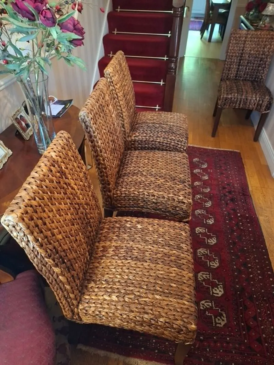 6 Fabulous dining chairs from Pottery Barn and shipped from USA. Bought on Adverts for my daughters new home and unfortunately she had just bought her own dining set. - Image 1