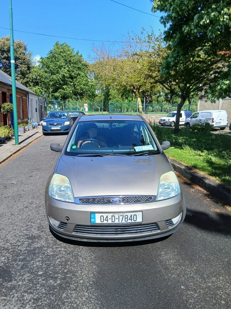 Car - Image 1