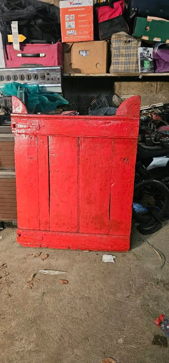 Antique half door - Image 1