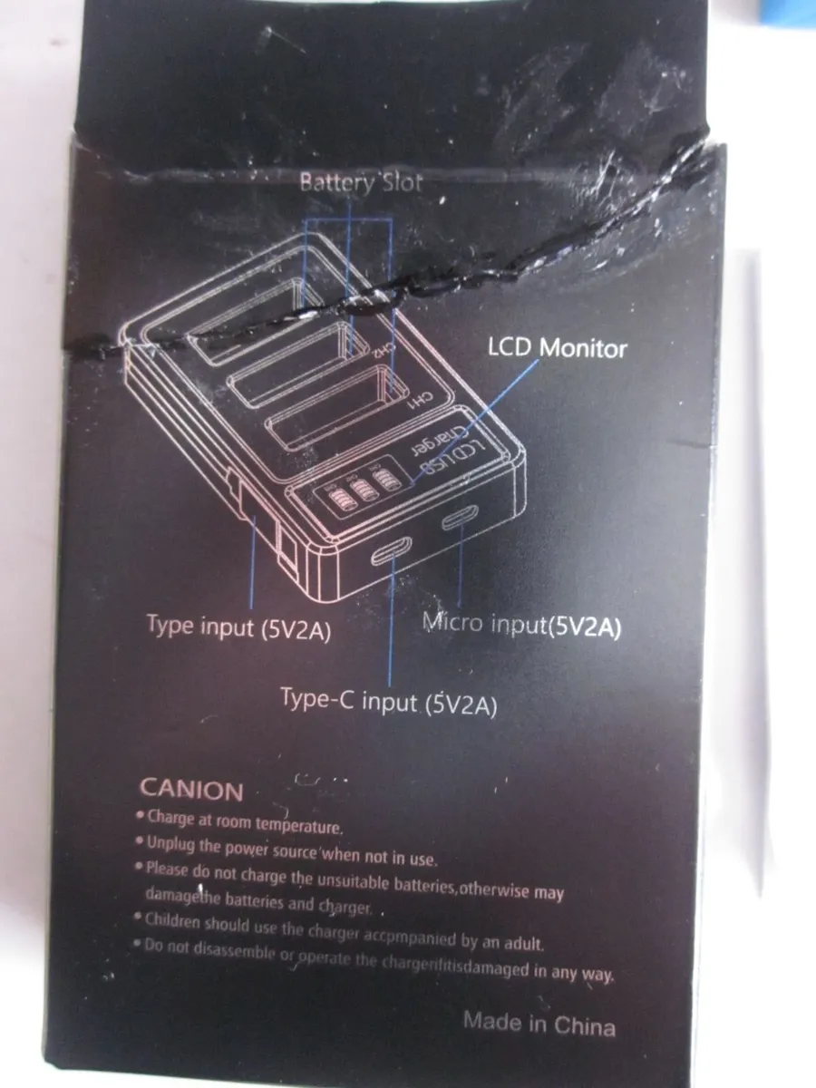 New Charger/2 Batteries For Casio Camera - Image 3
