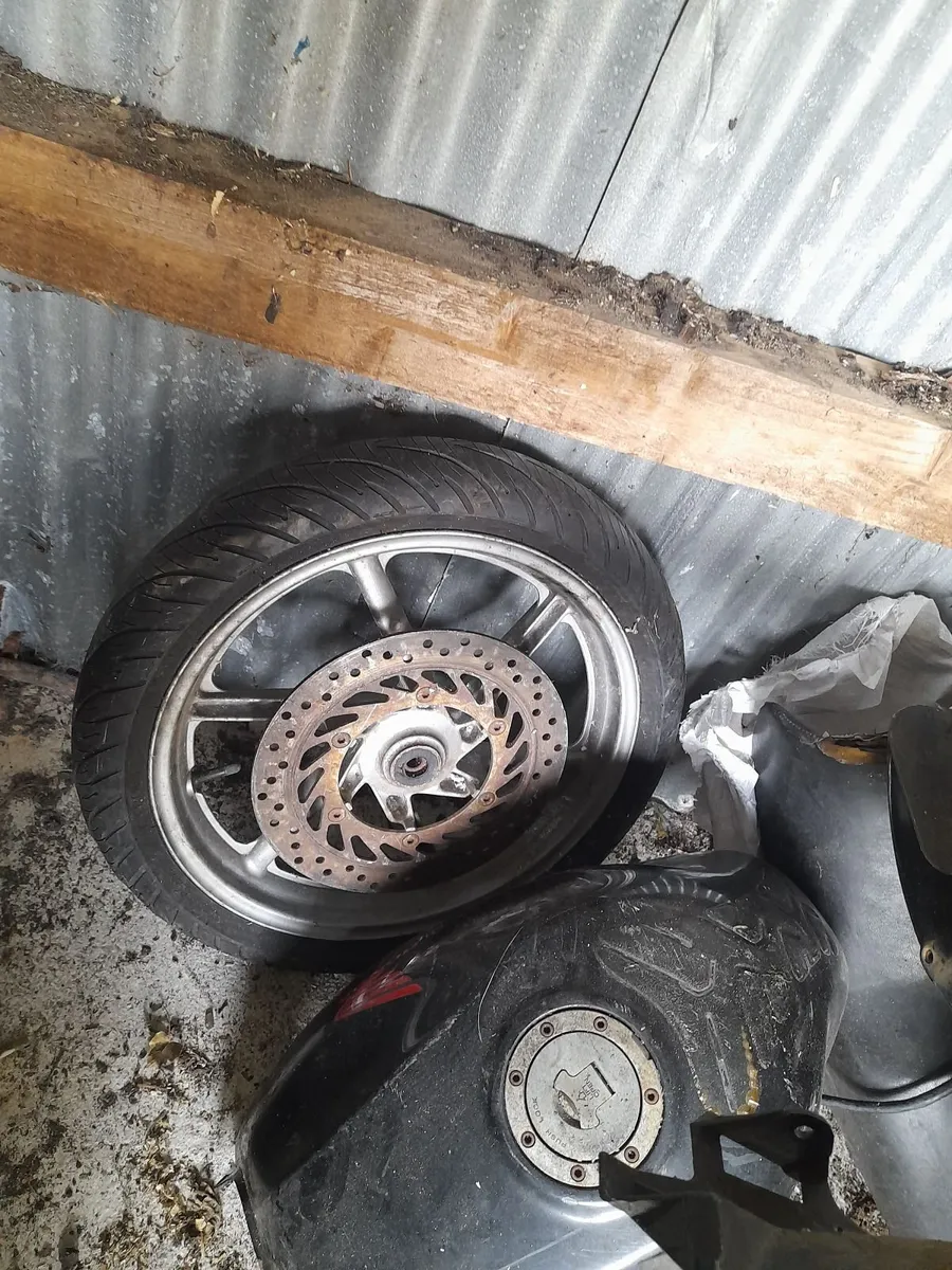 Honda cbr 500 parts - Image 1