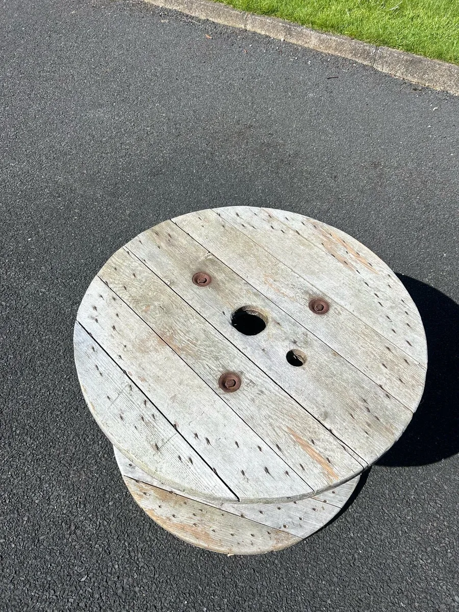 Wooden cable spool - Image 3