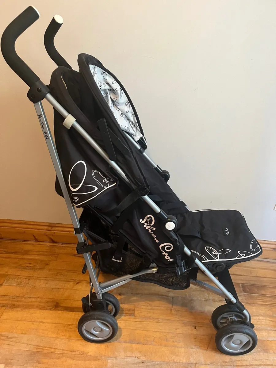 Silver Cross Zest Foldable Stroller - Image 2