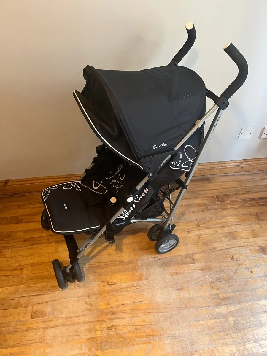 Silver Cross Zest Foldable Stroller - Image 3