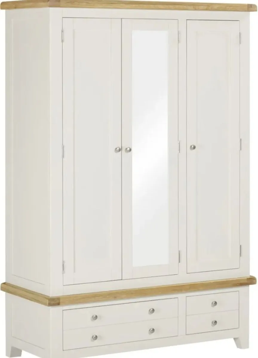Windsor 3 Door 2 Drawer Wardrobe Ivory Oak - Image 1