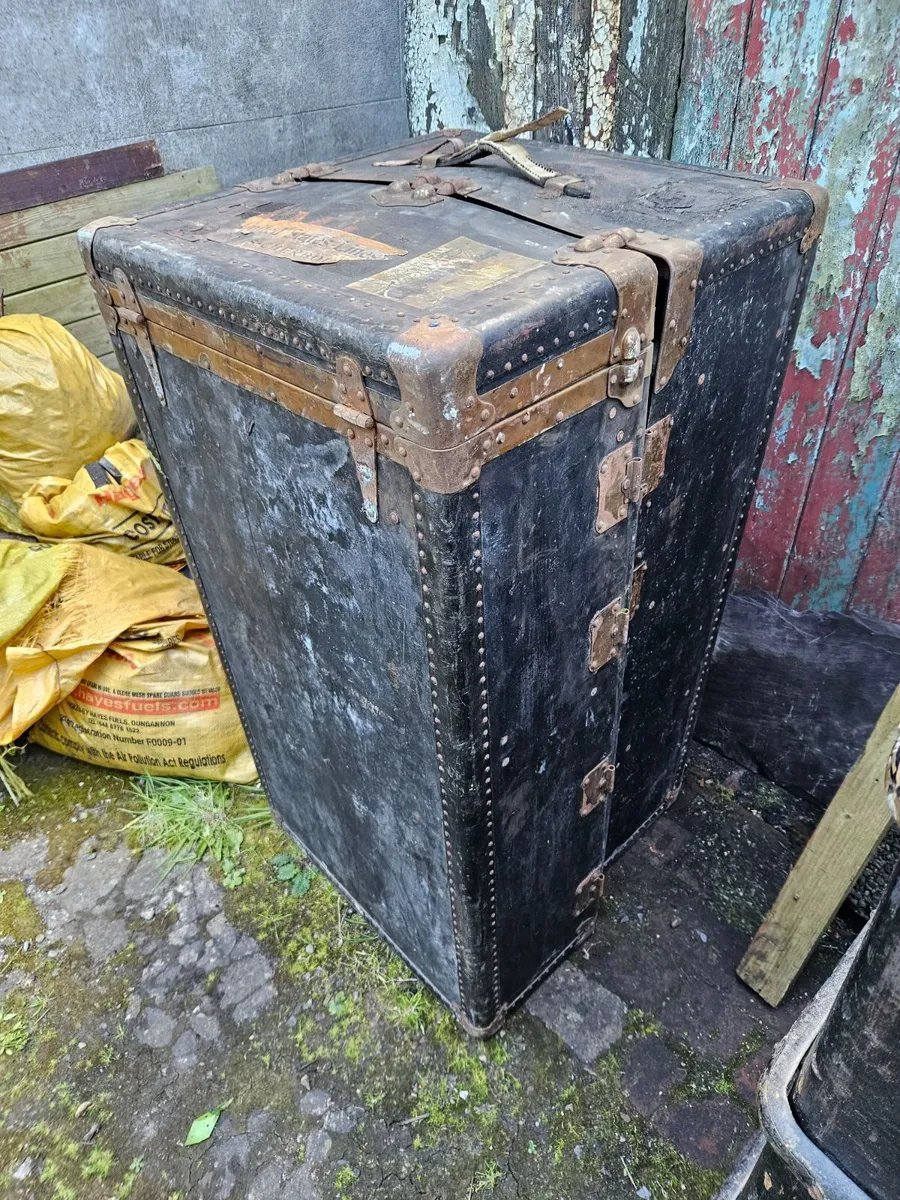 Vintage Antique Steamer Theatre Trunk - Image 1