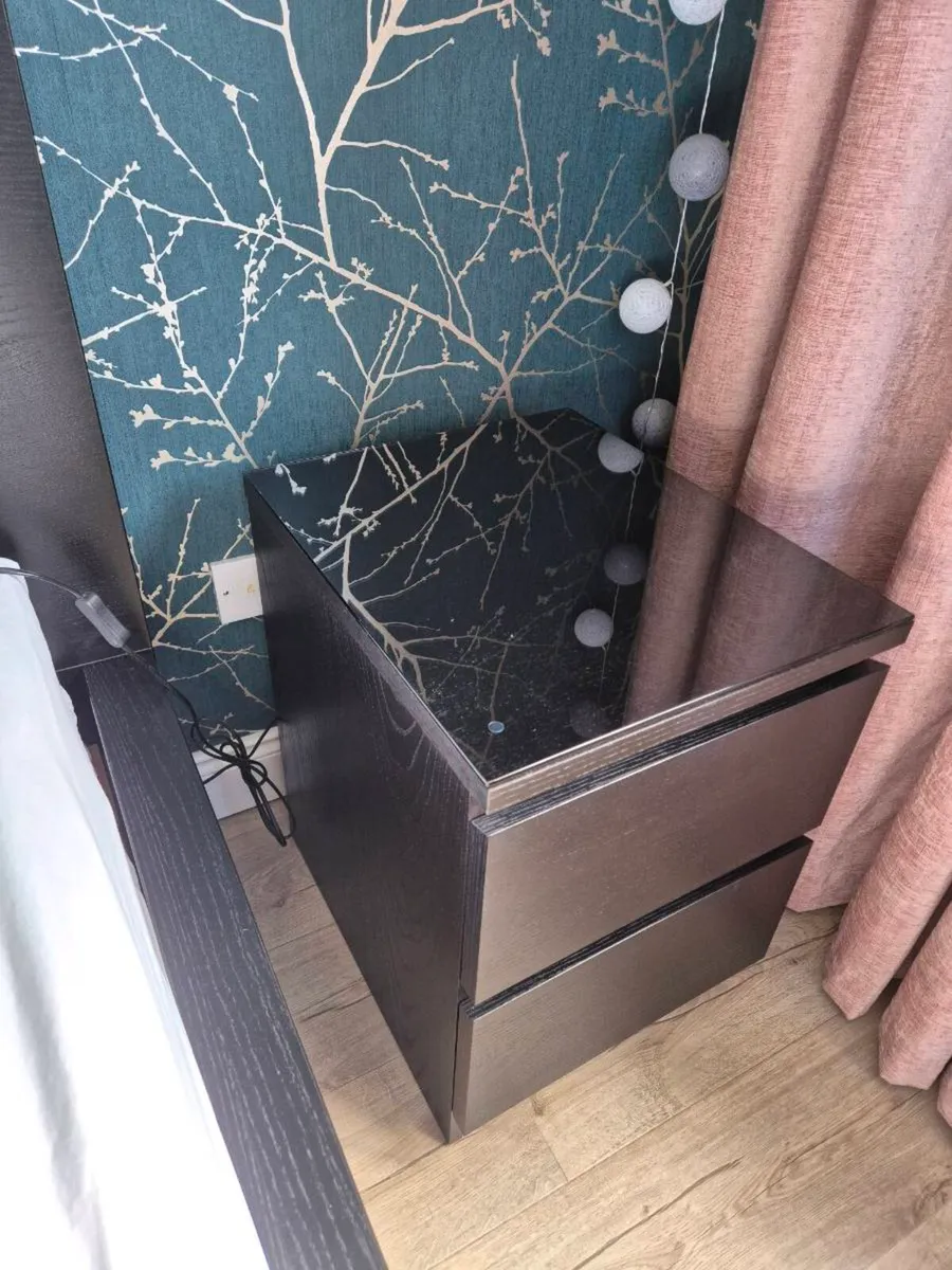 Bedside table - Image 4