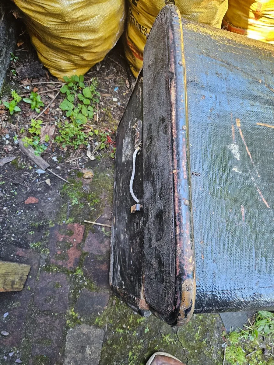 Vintage Antique Steamer Theatre Trunk - Image 4
