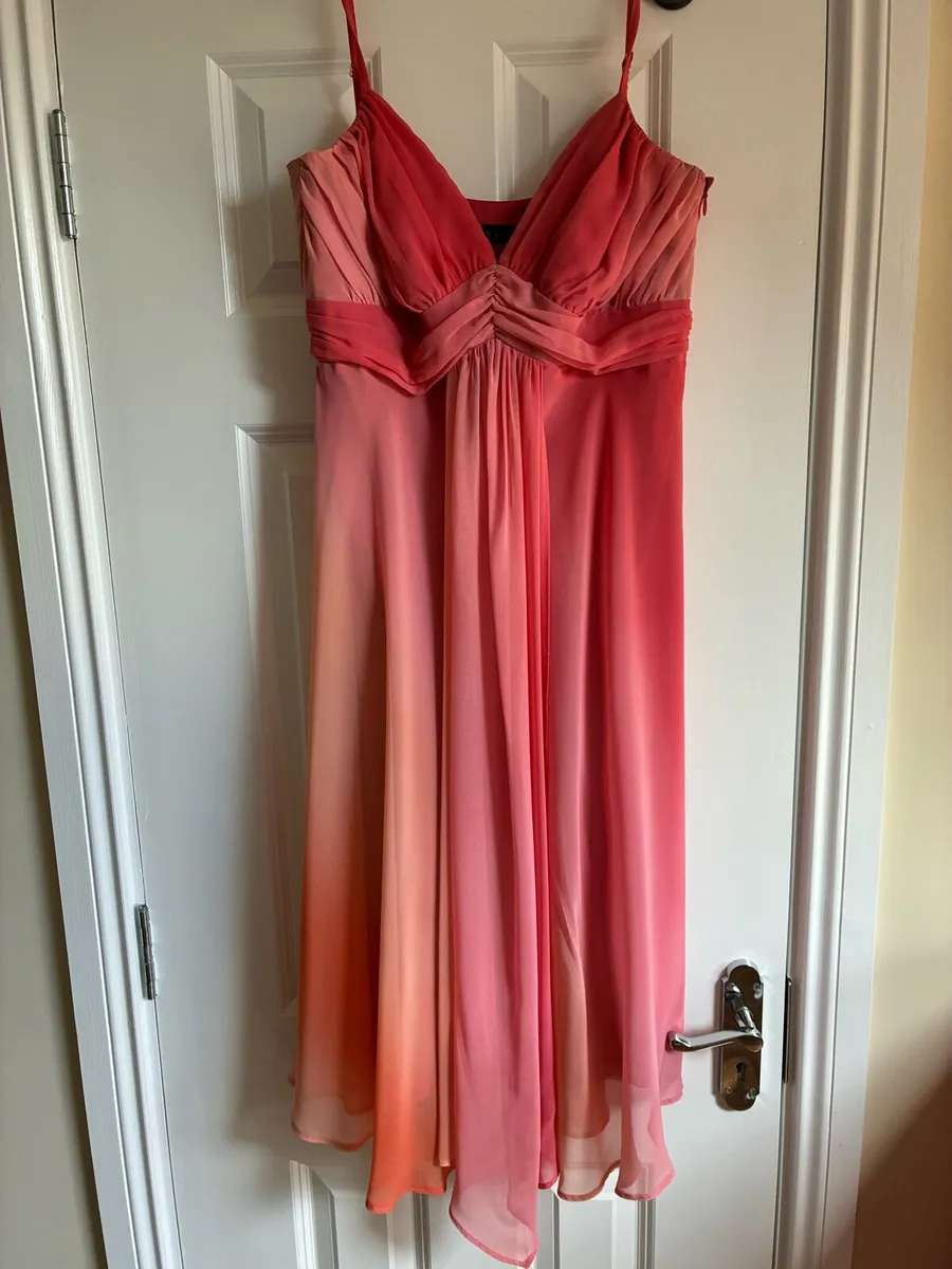 Ladies Wedding Outfit with Wrap,Shoes & jewellery - Image 1