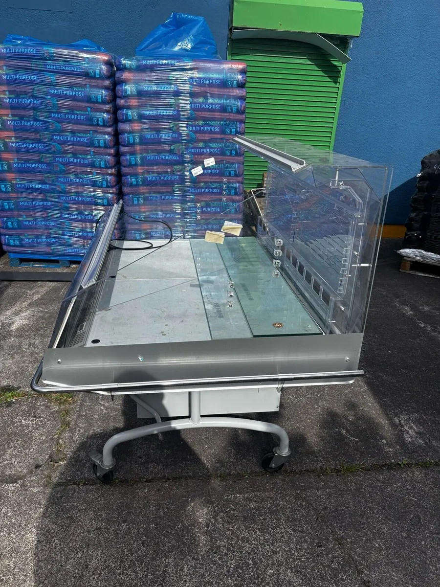 Tiered Spider Fridge x 2 - Image 2