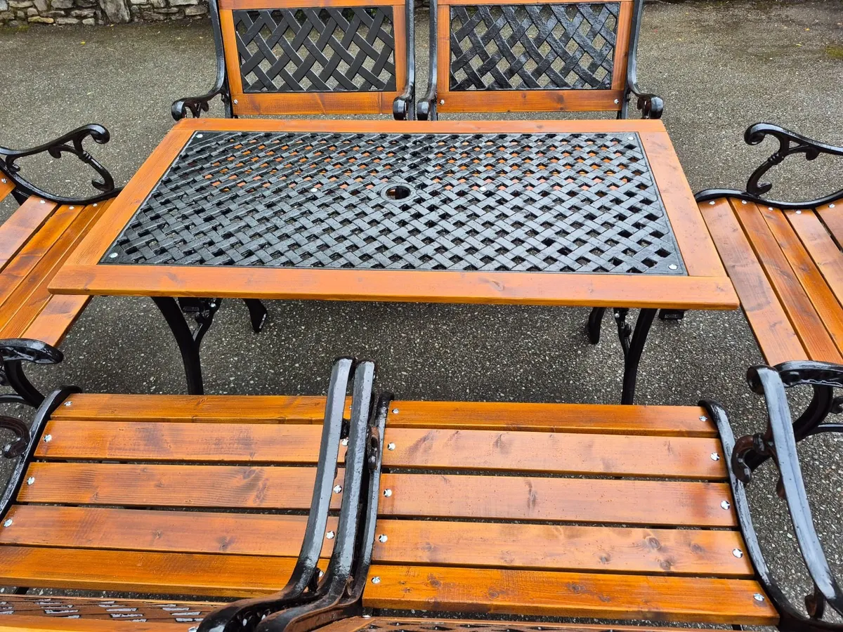 Cast iron table and chairs - Image 3