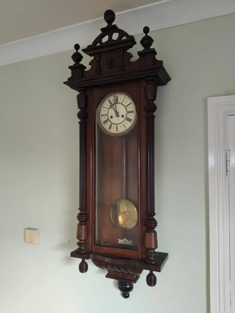 Wall clock