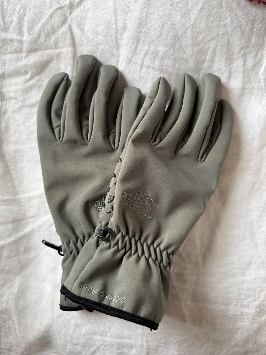Men’s The North Face Gloves & Real Leather Gloves - Image 1