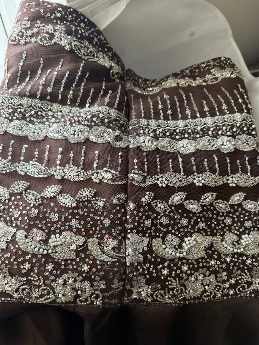 Brown evening dress - Image 3