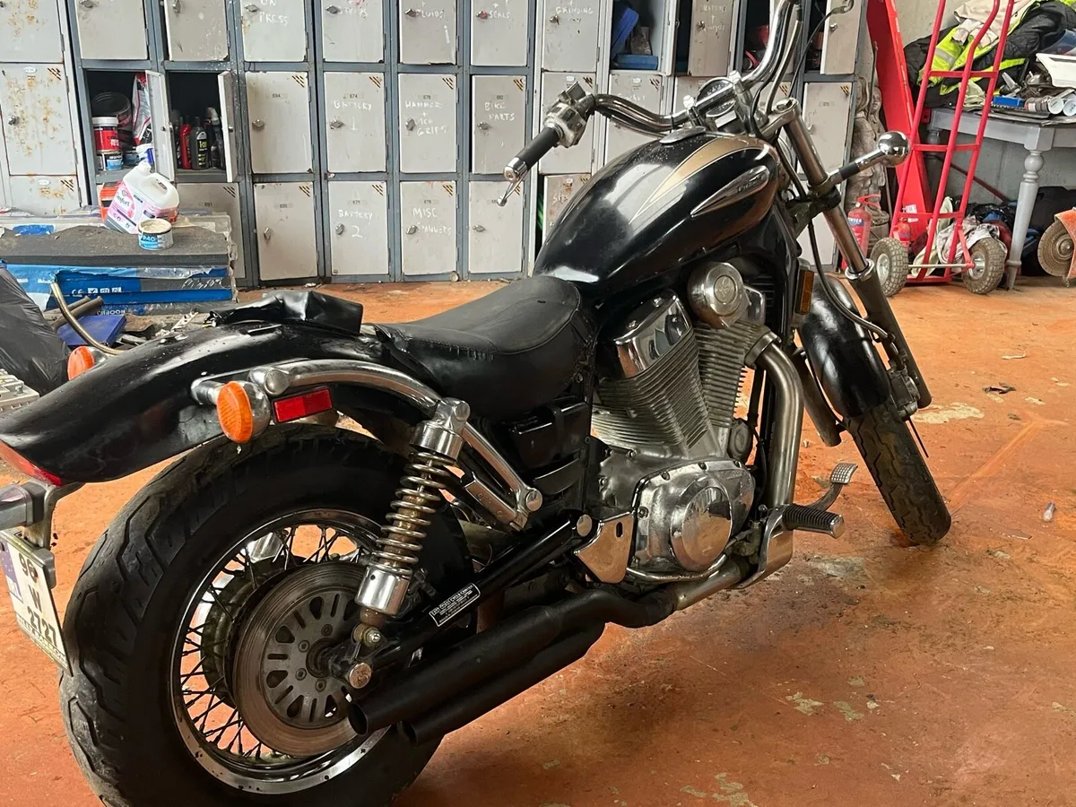 Suzuki intruder 1400 - Image 3