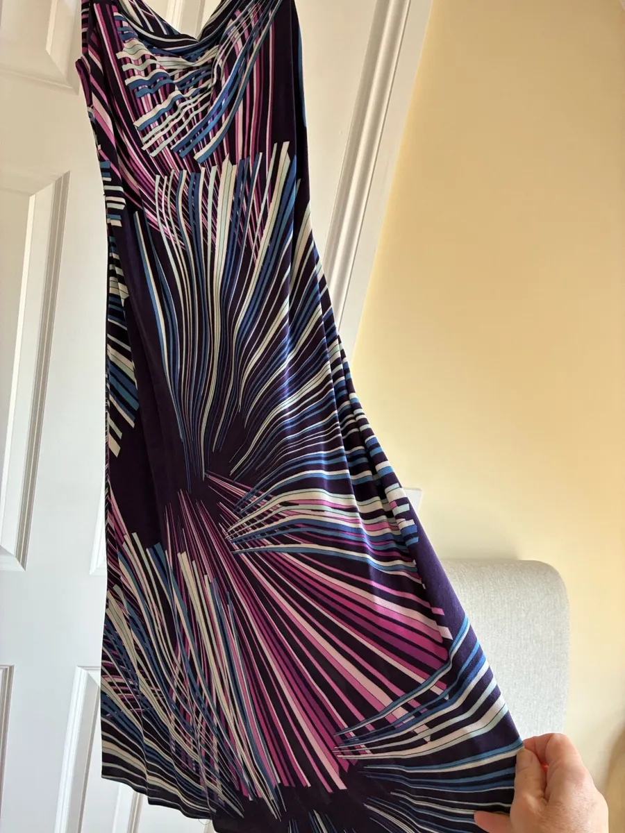 Ladies Dress with matching shoes & handbag - Image 1