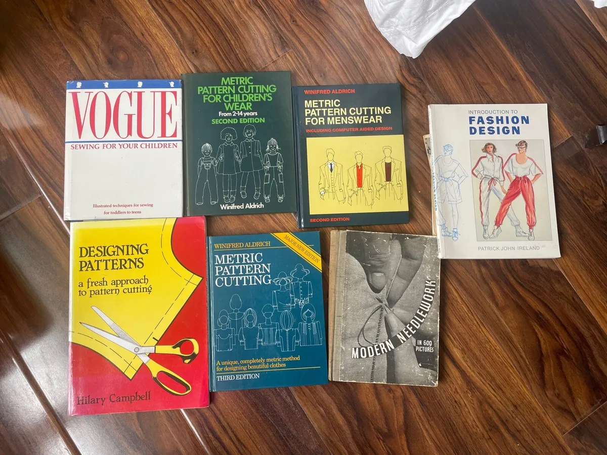 Fashion design books