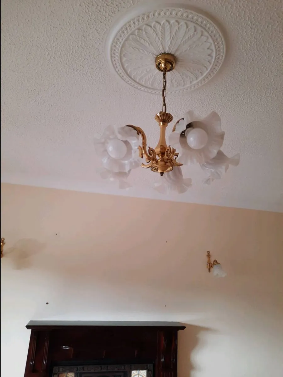 Light fixture - Image 2