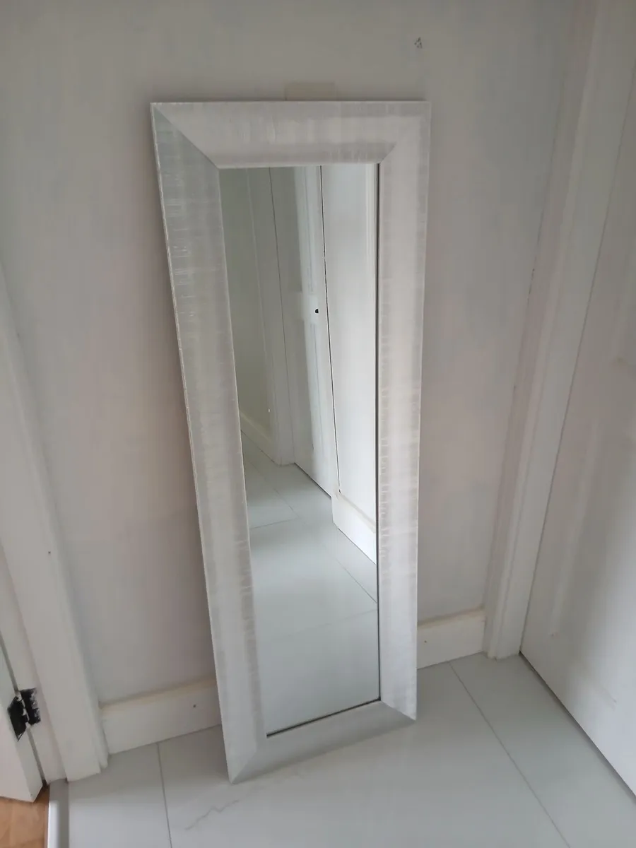 Mirror - Image 2