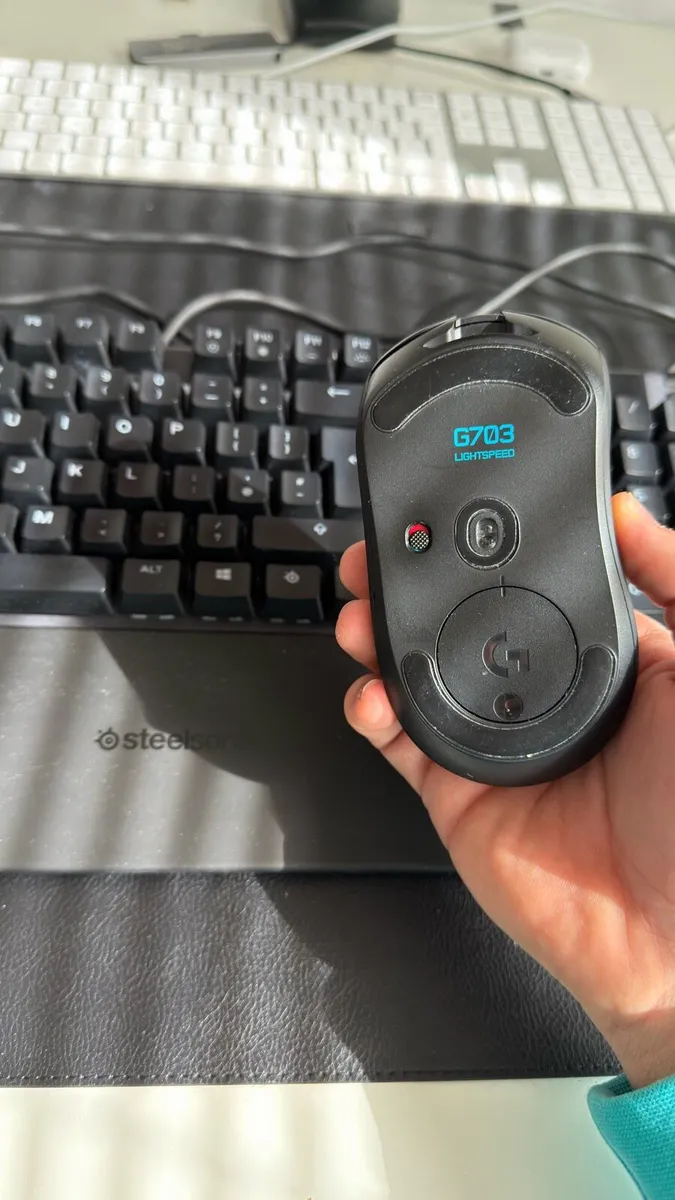 Keyboard & Mouse - Image 1