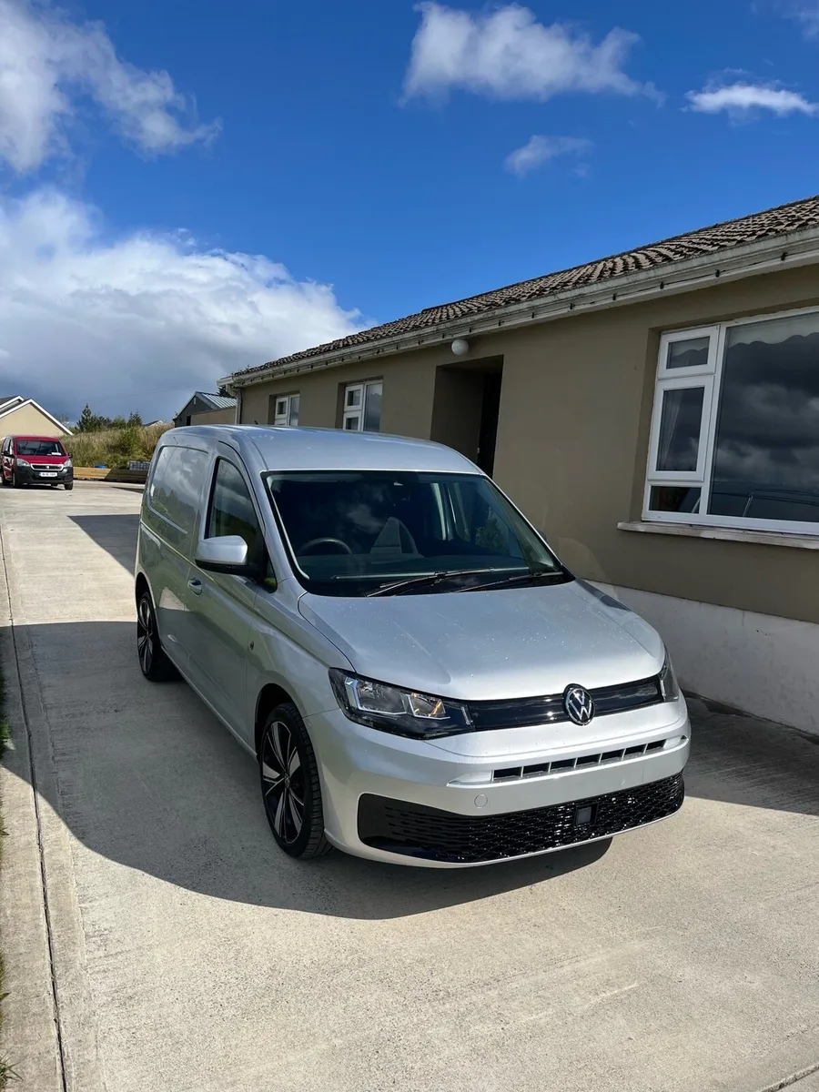 VW Caddy 2021 - Image 1