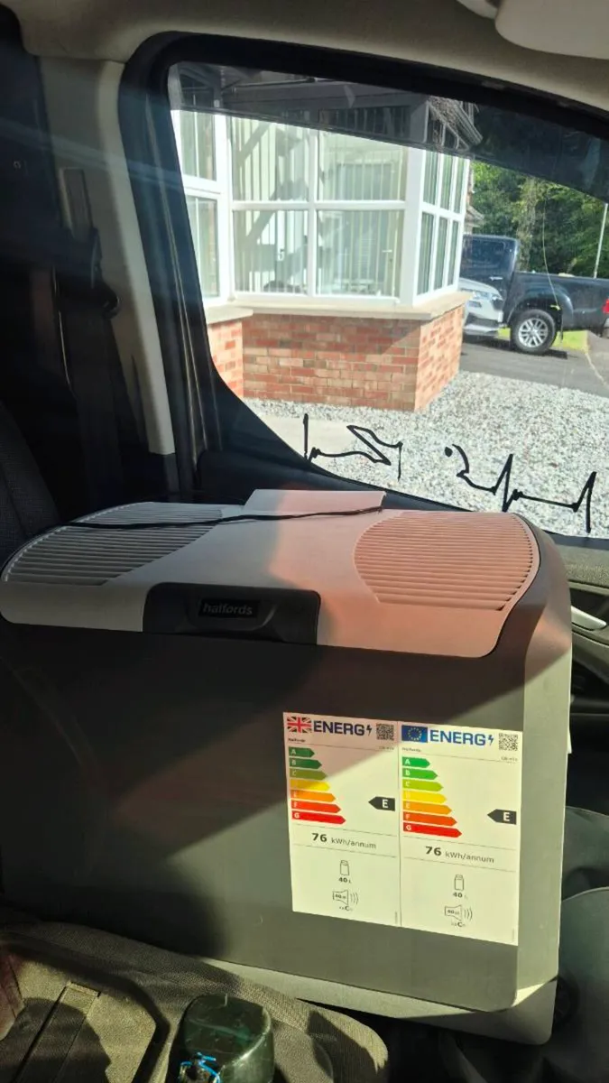 12v 230v car Caravan campervan cooler fridge - Image 1