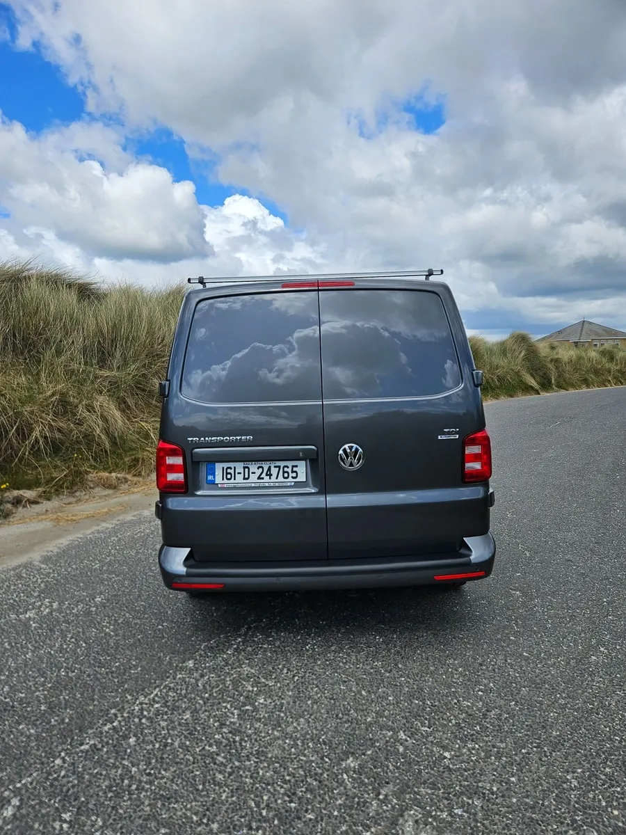 Volkswagen Transporter 2016 - Image 4