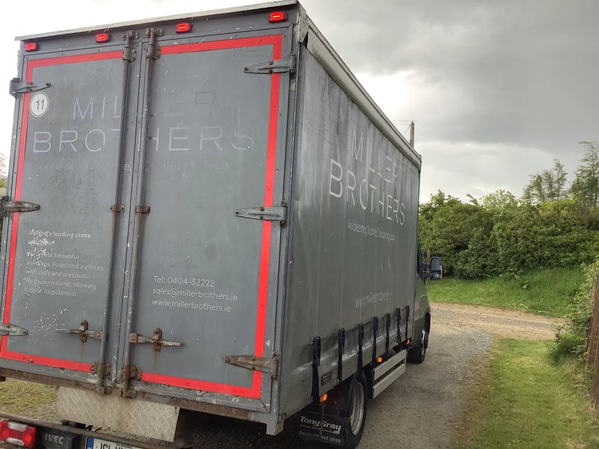 2016 Iveco daily 3.0 ltr curtain sider - Image 2