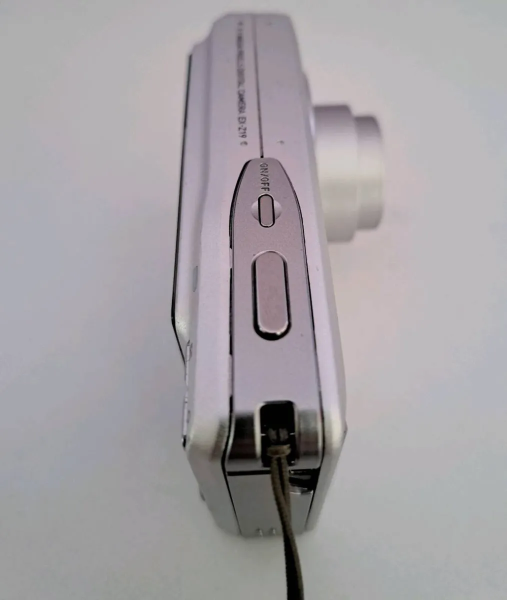 Casio Exilim Digital Camera - Image 3