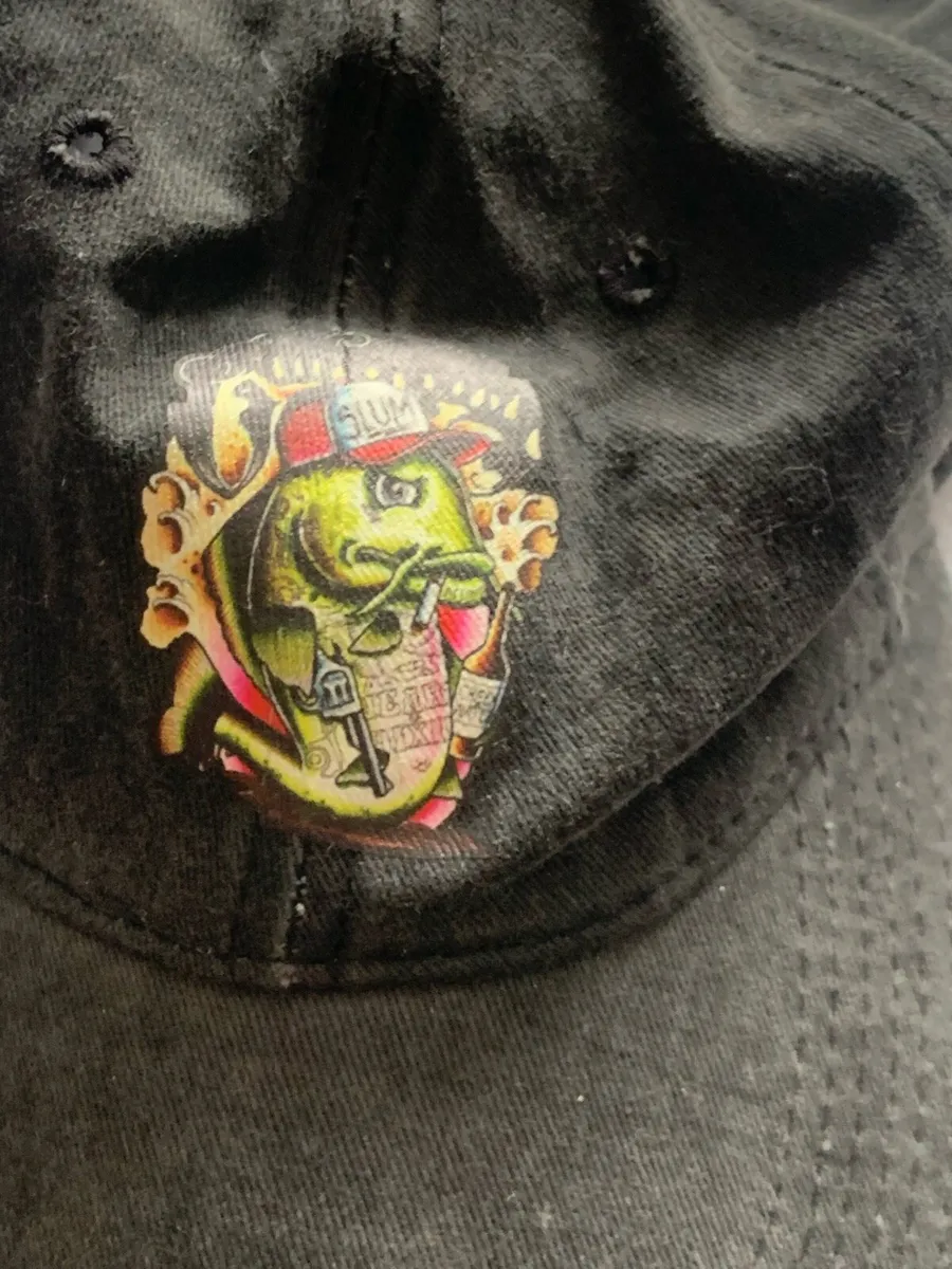 Yelawolf t shirt  and hat - Image 2