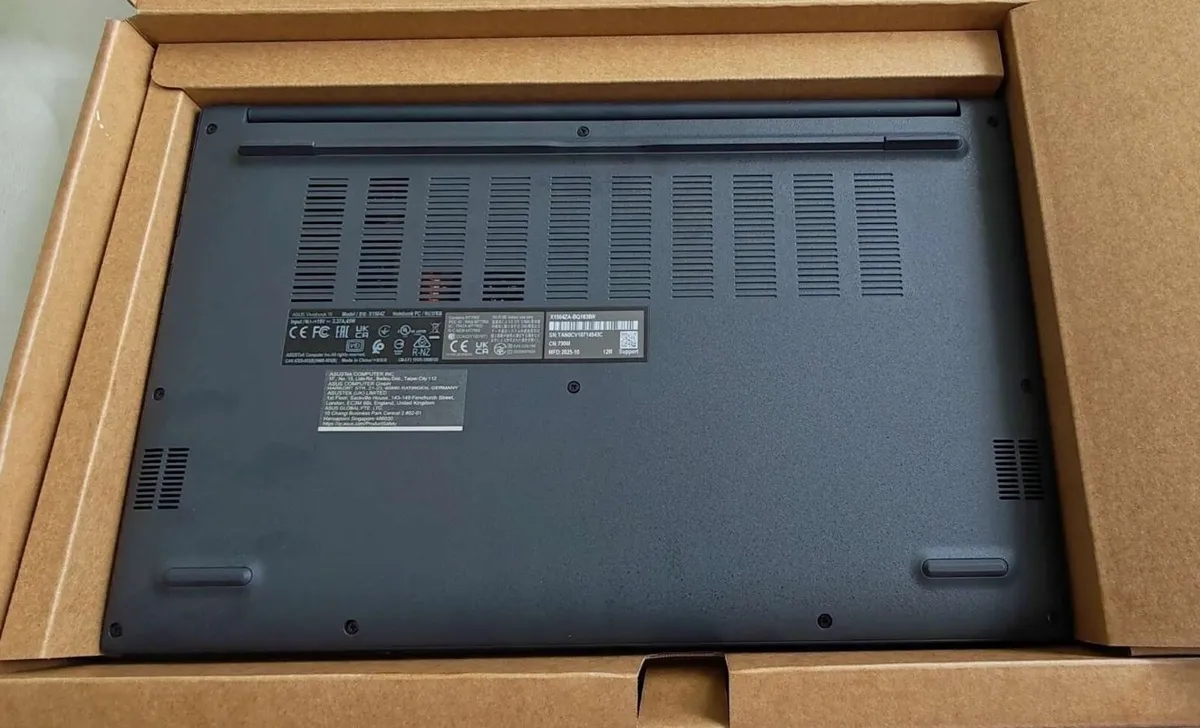 RRP~€450 BRAND NEW ASUS Vivobook X1504Z Quiet Blue - Image 4