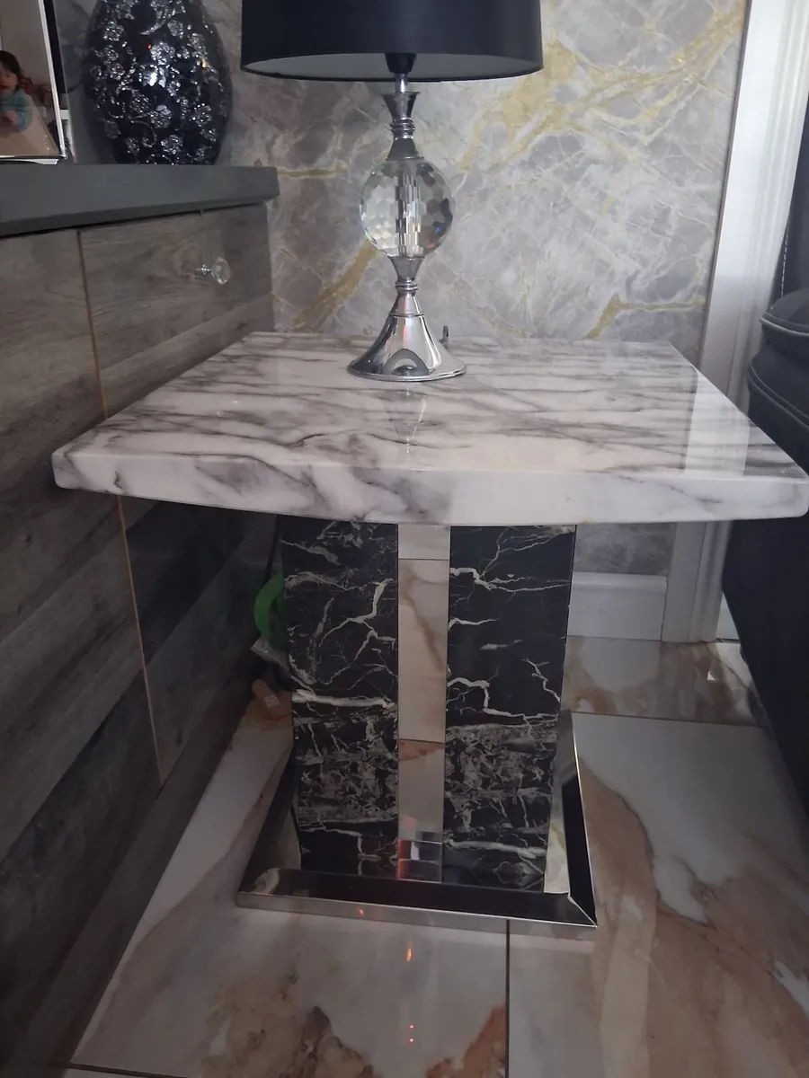 Table set - Image 2