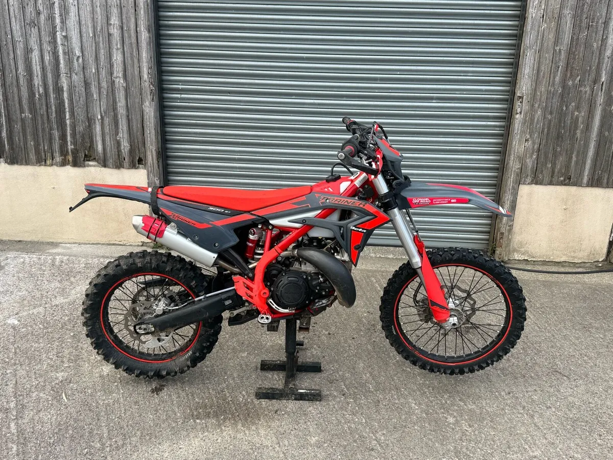 2025 Beta 300 X Trainer Enduro - Image 1
