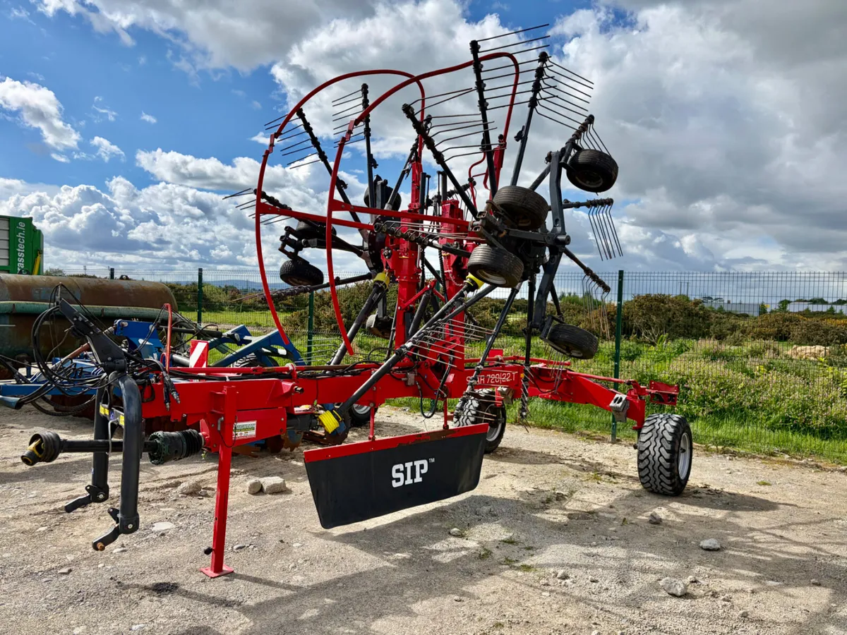 Portlaoise Machinery Auction Yard Full - Image 3
