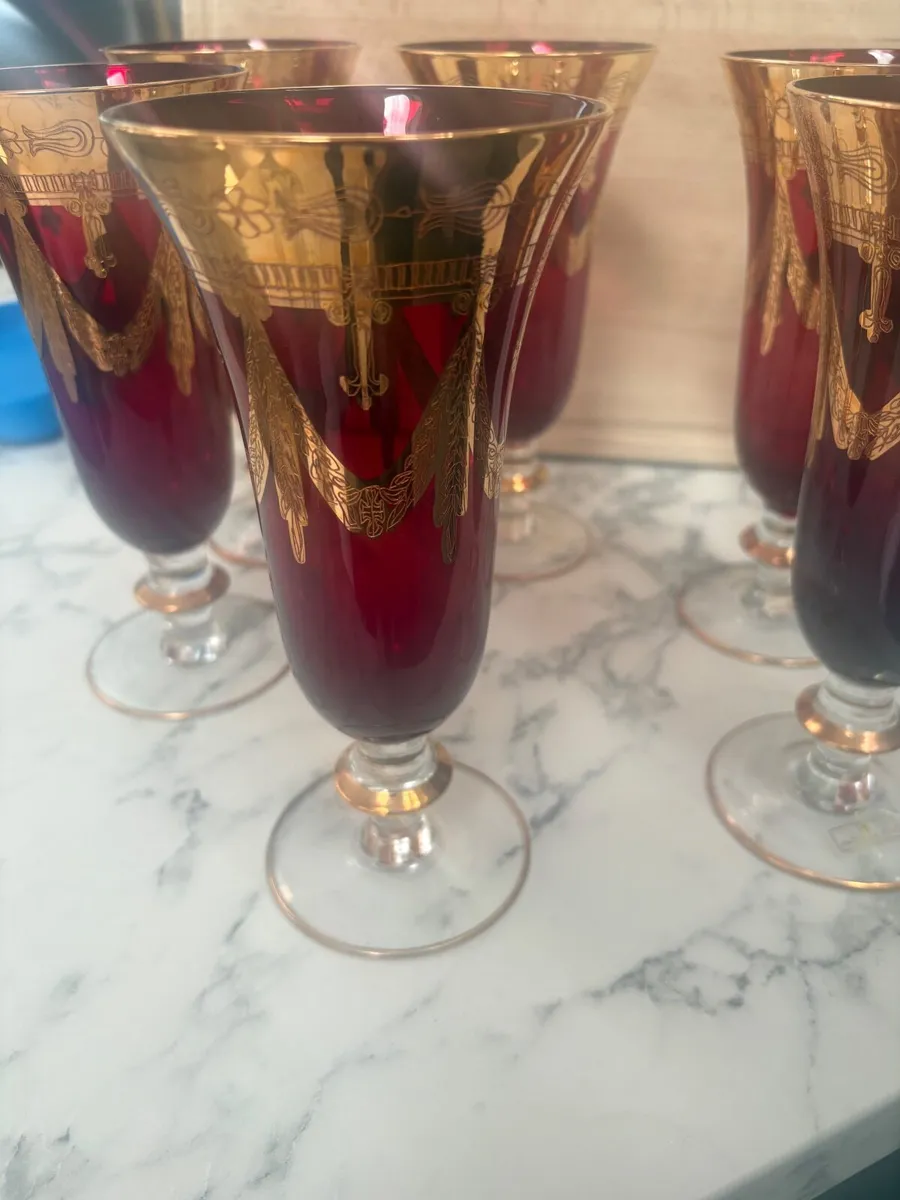 Vintage Italian ruby glass goblets - Image 4