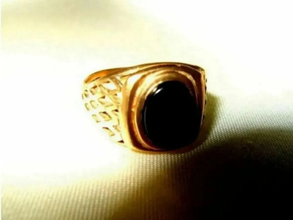 Vintage Gentlemans Signet Ring - Image 4