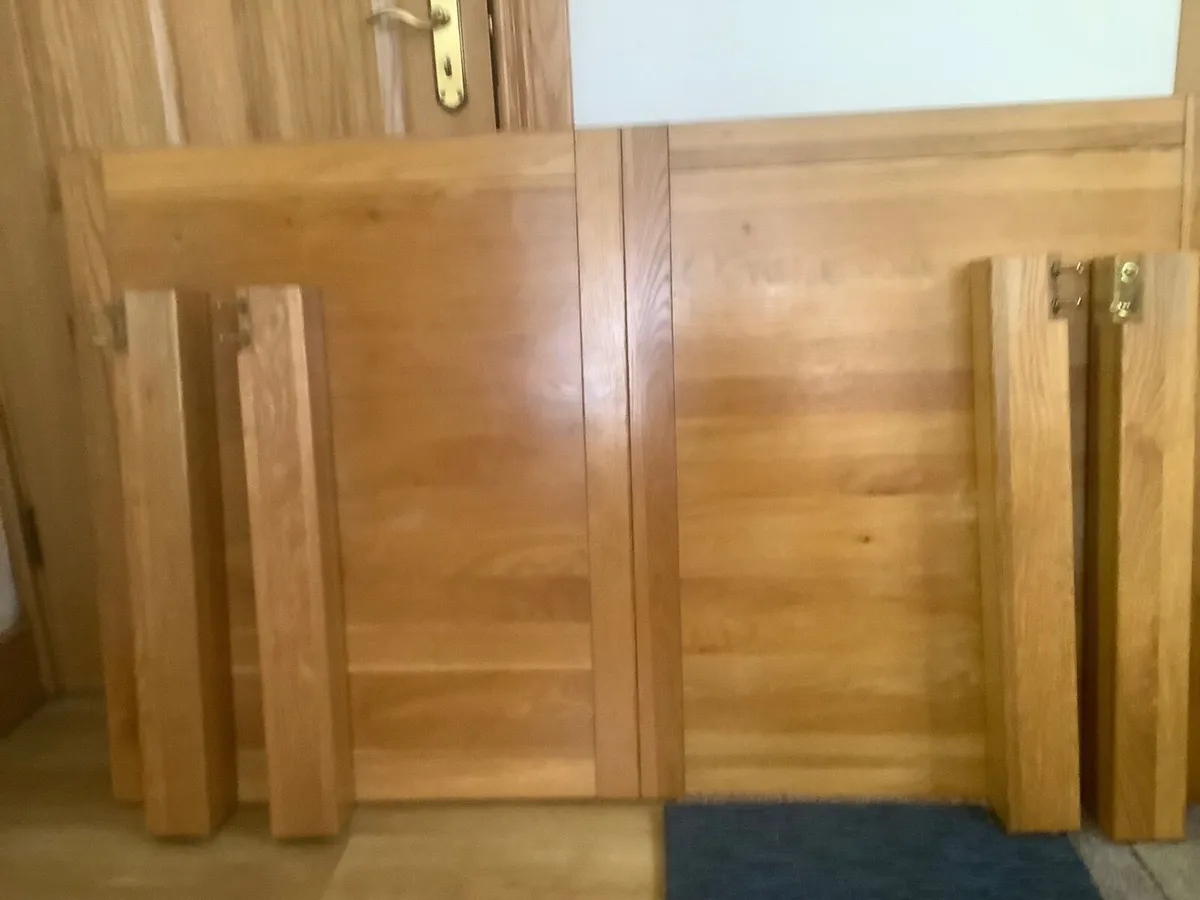 Dining  Room / Kitchen  Table Oak - Image 3