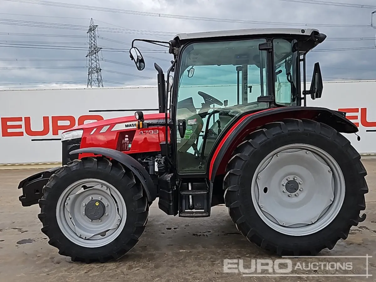 2022 Massey Ferguson 4709 - Image 4