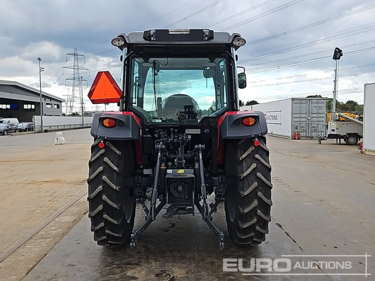 2022 Massey Ferguson 4709 - Image 3