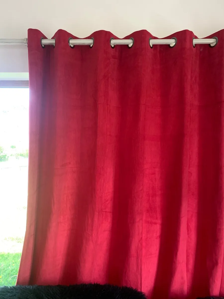 Curtains red chenille - Image 1