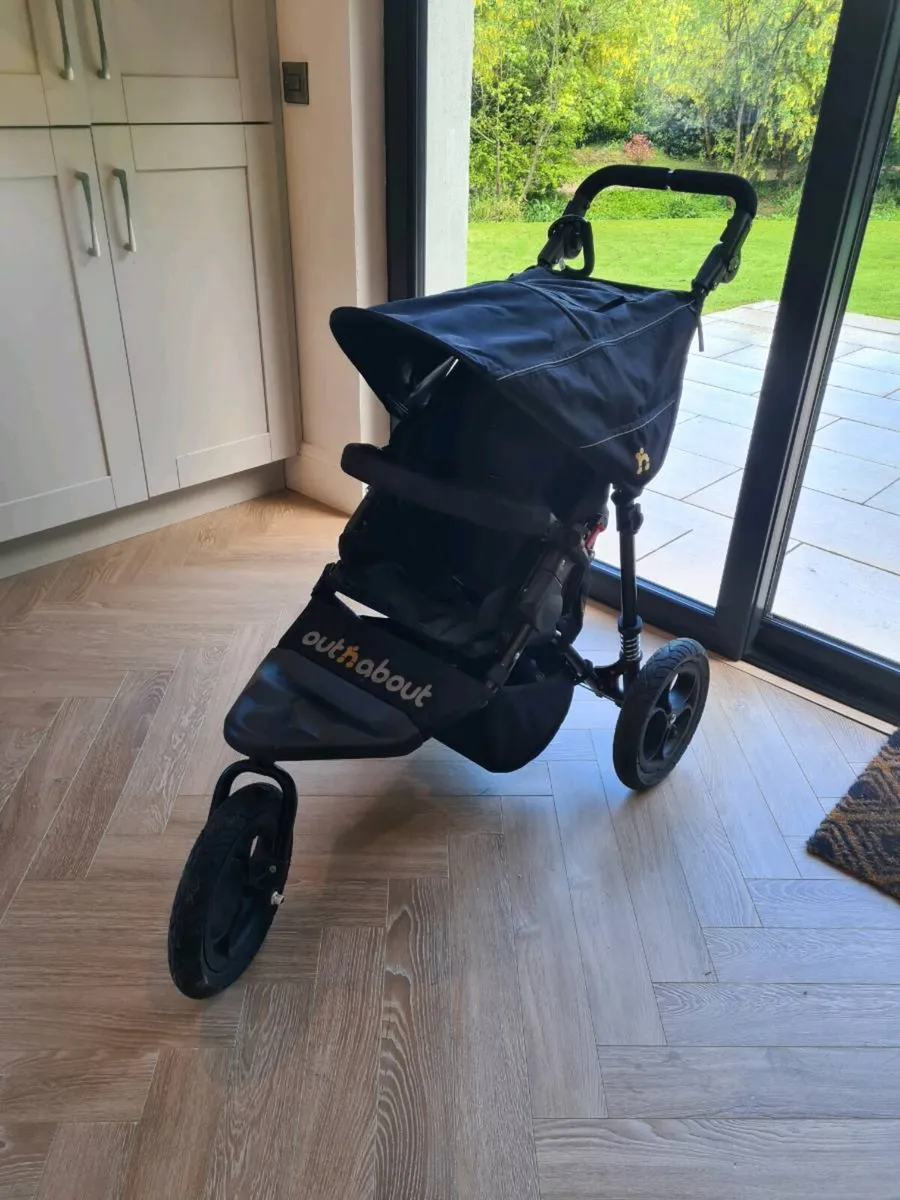 Out n about Buggy - Image 1
