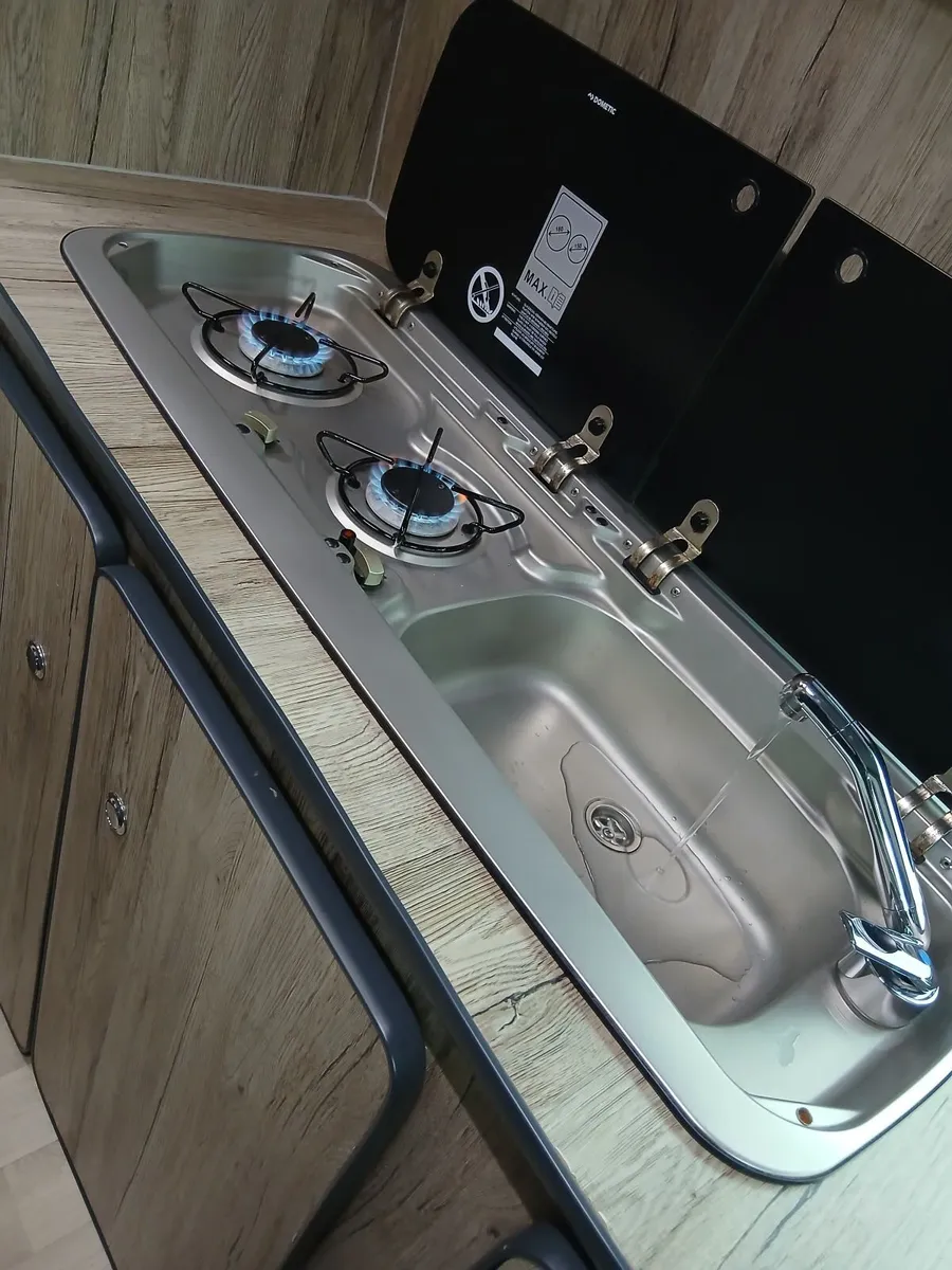 Campervan - Image 4