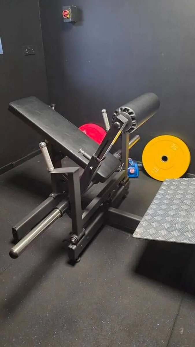 Hip Thrust Machine Plate Loaded - Image 2