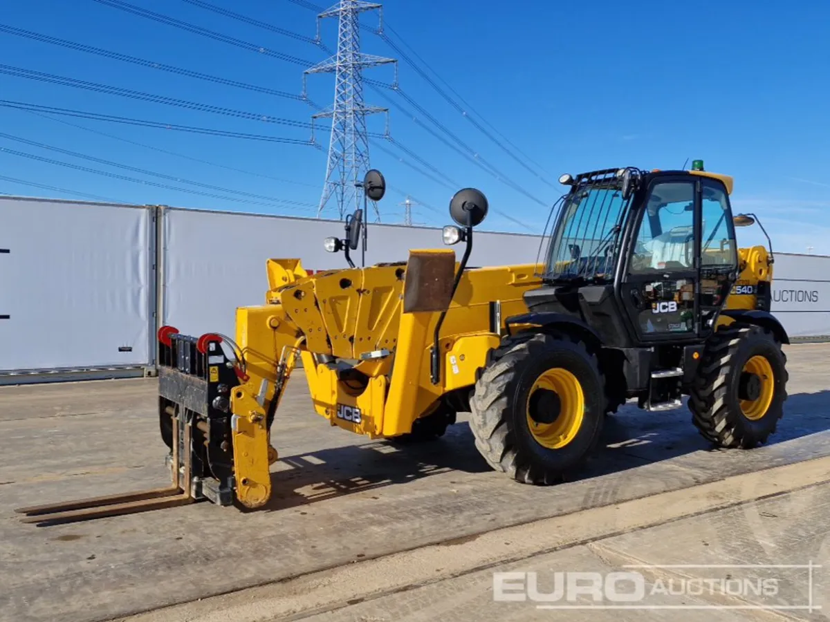 2022 JCB 540-200 - Image 3